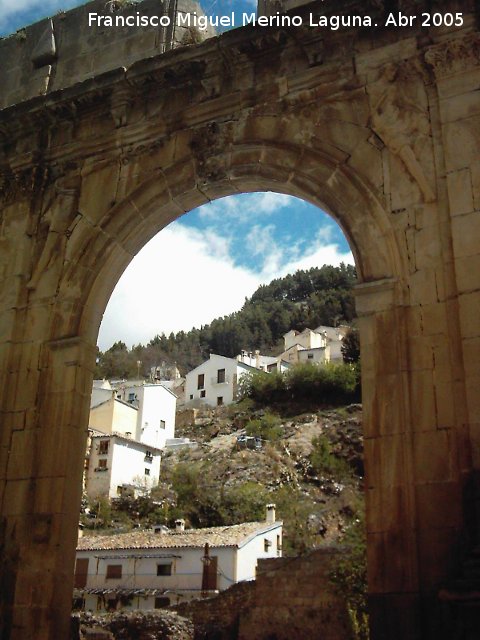 Iglesia de Santa Mara - Iglesia de Santa Mara. Portada lateral