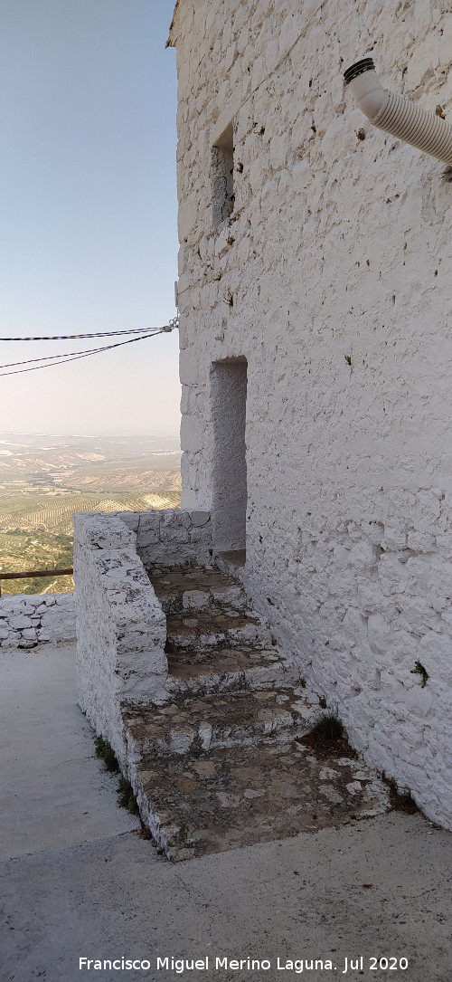 Ermita de la Virgen de la Cabeza - Ermita de la Virgen de la Cabeza. Puerta lateral y escaleras