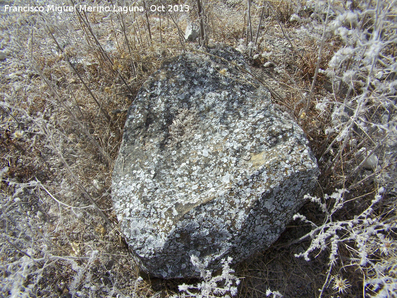 Las Atalayuelas - Las Atalayuelas. Piedra con surcos