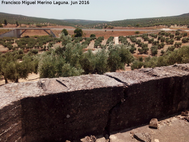 Trincheras del Berral - Trincheras del Berral. Puestos de tiro hacia el puente