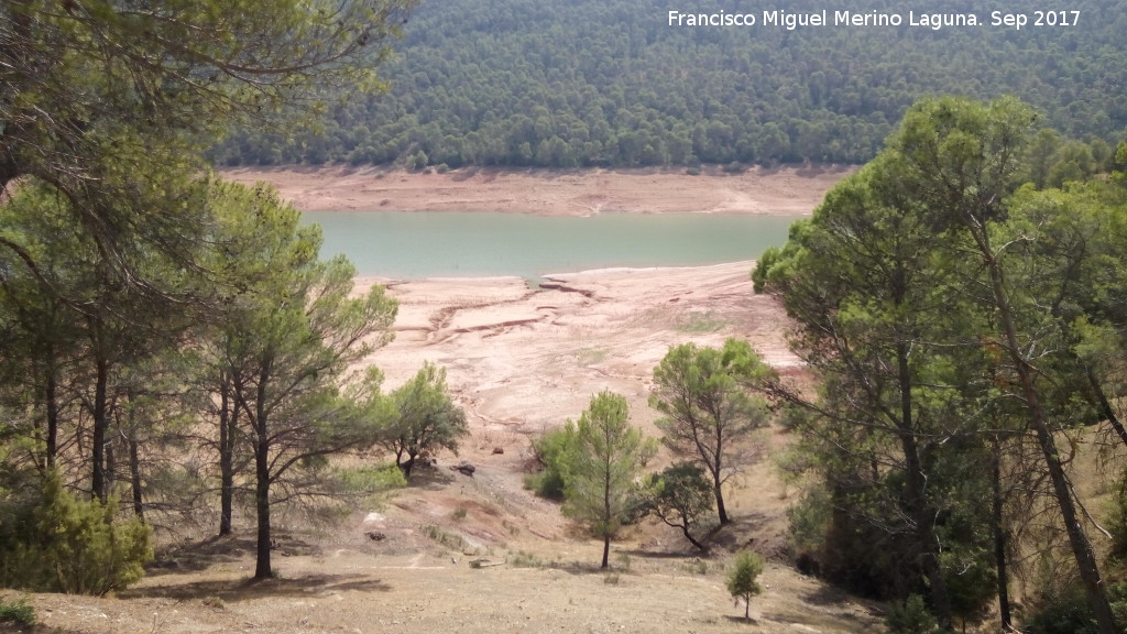 Pantano del Tranco - Pantano del Tranco. Desde el Mirador de Bujaraiza en sequa