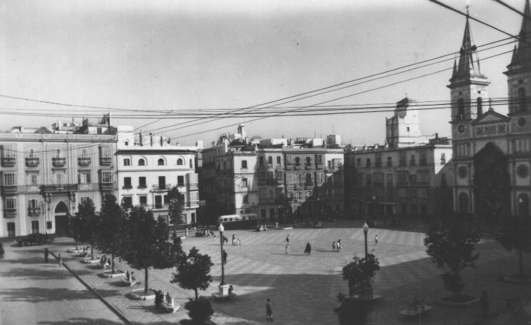 Plaza de San Antonio - Plaza de San Antonio. Foto antigua