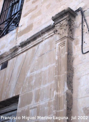 Palacio de Jabalquinto - Palacio de Jabalquinto. Detalle de la portada lateral