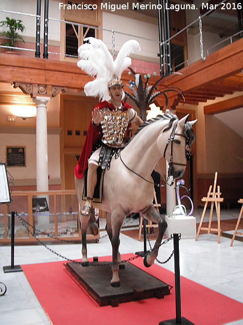 Casino de Artesanos - Casino de Artesanos. Patio con una exposicin de Semana Santa