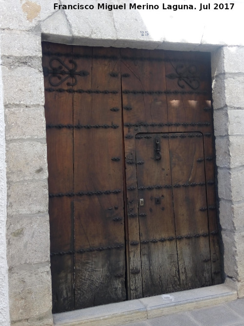 Puerta - Puerta. Calle Rabadn - Torredonjimeno