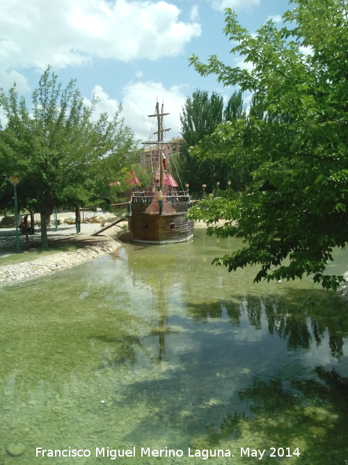 Ciudad de Los Nios - Ciudad de Los Nios. Barco