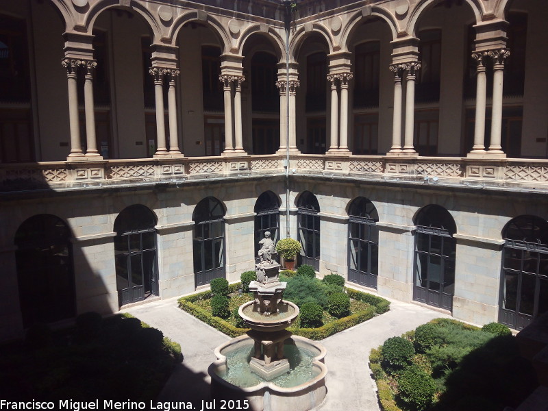 Palacio de la Diputacin - Palacio de la Diputacin. Patio