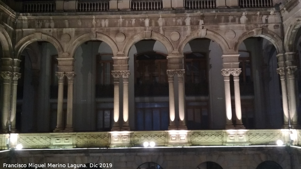 Palacio de la Diputacin - Palacio de la Diputacin. Por la noche
