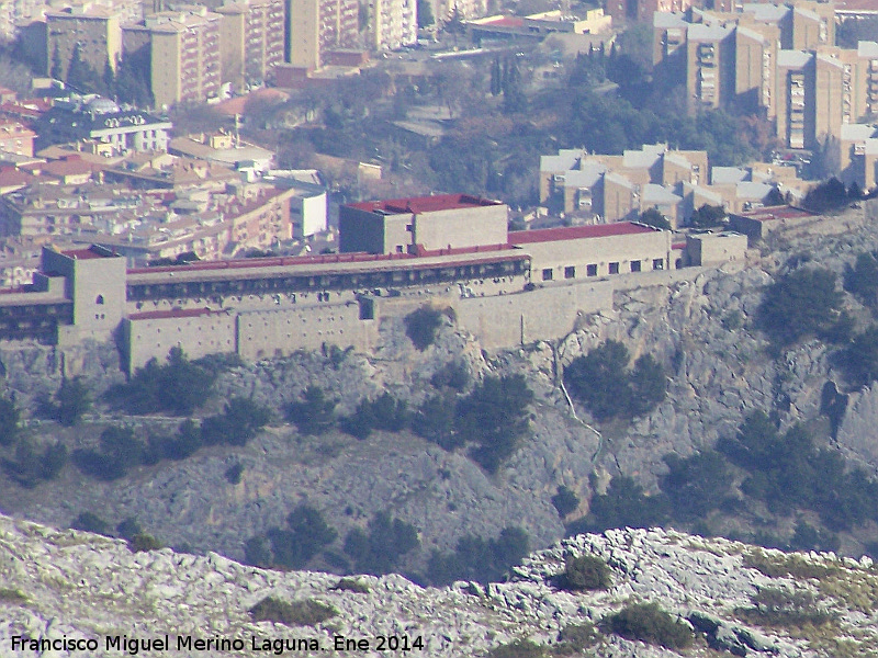 Castillo Viejo de Santa Catalina - Castillo Viejo de Santa Catalina. Desde Jabalcuz