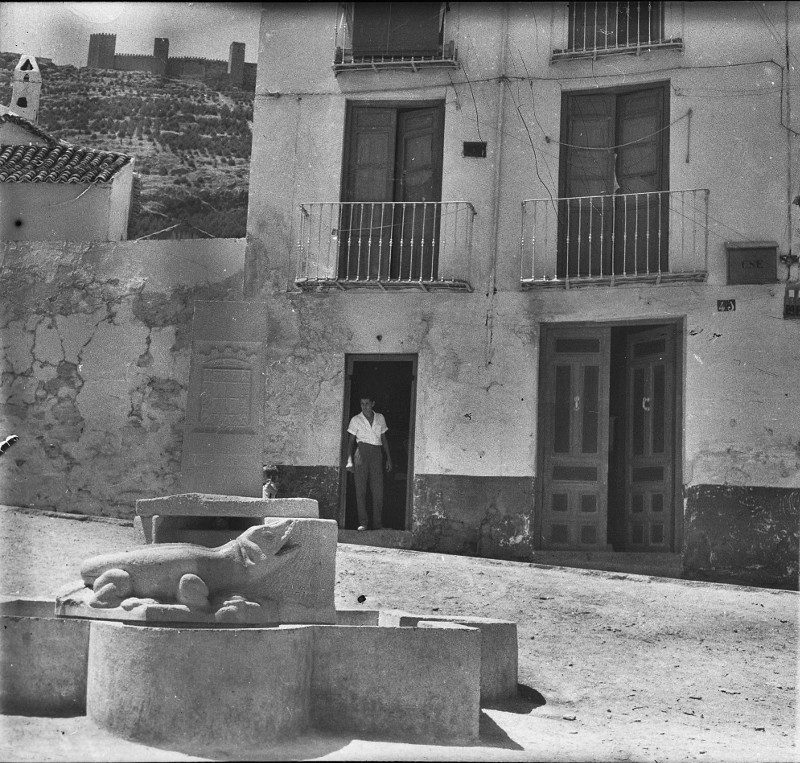 Monumento al Lagarto de la Malena - Monumento al Lagarto de la Malena. Foto antigua. Archivo IEG