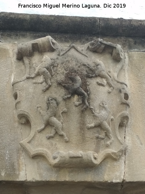 Casa de la Calle Francisco de los Cobos n 2 - Casa de la Calle Francisco de los Cobos n 2. Escudo