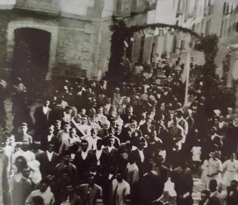 Plaza de la Iglesia - Plaza de la Iglesia. Foto antigua
