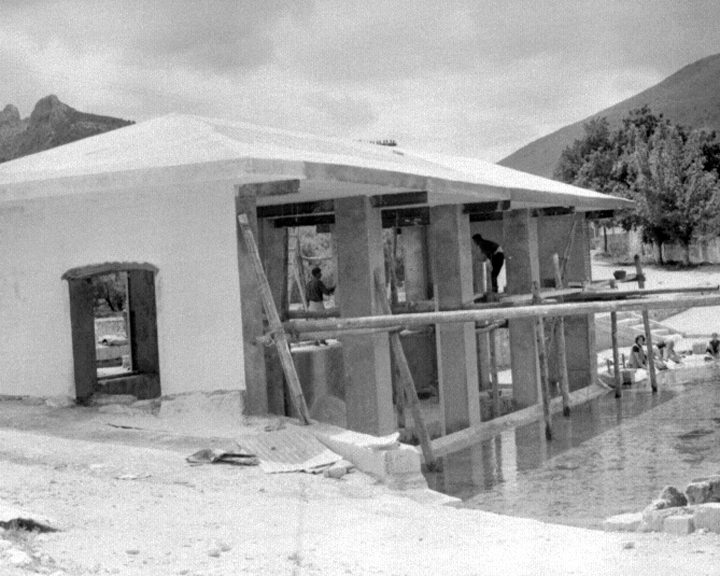 Lavadero de la Fuente de la Pea - Lavadero de la Fuente de la Pea. Foto antigua. Reconstruccin