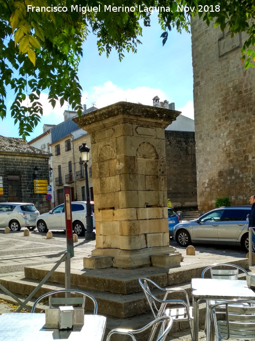 Fuente de la Puerta de beda - Fuente de la Puerta de beda. 