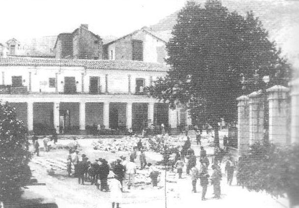 Antiguas Carniceras de San Francisco - Antiguas Carniceras de San Francisco. Foto antigua. Obras de su primer adoquinado 1908