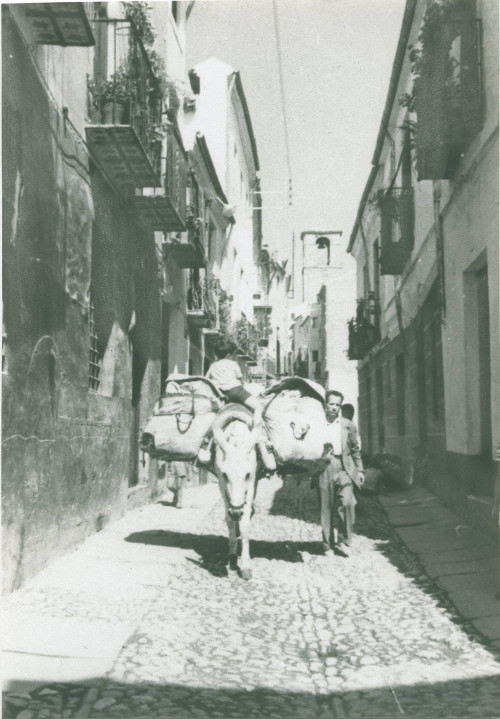 Calle Almendros Aguilar - Calle Almendros Aguilar. Foto antigua