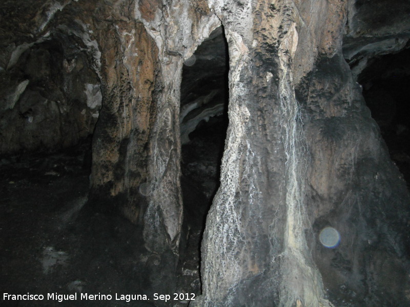 Cueva del Morrn - Cueva del Morrn. 