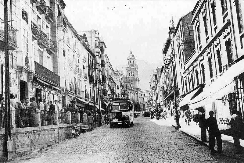 Calle Bernab Soriano - Calle Bernab Soriano. Aos 50