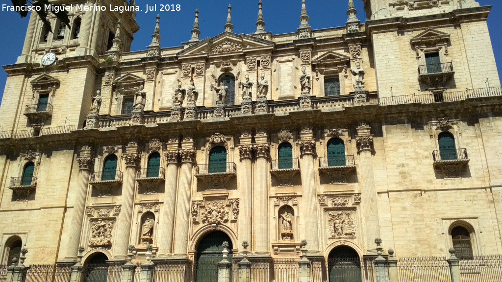 Catedral de Jan. Fachada - Catedral de Jan. Fachada. 