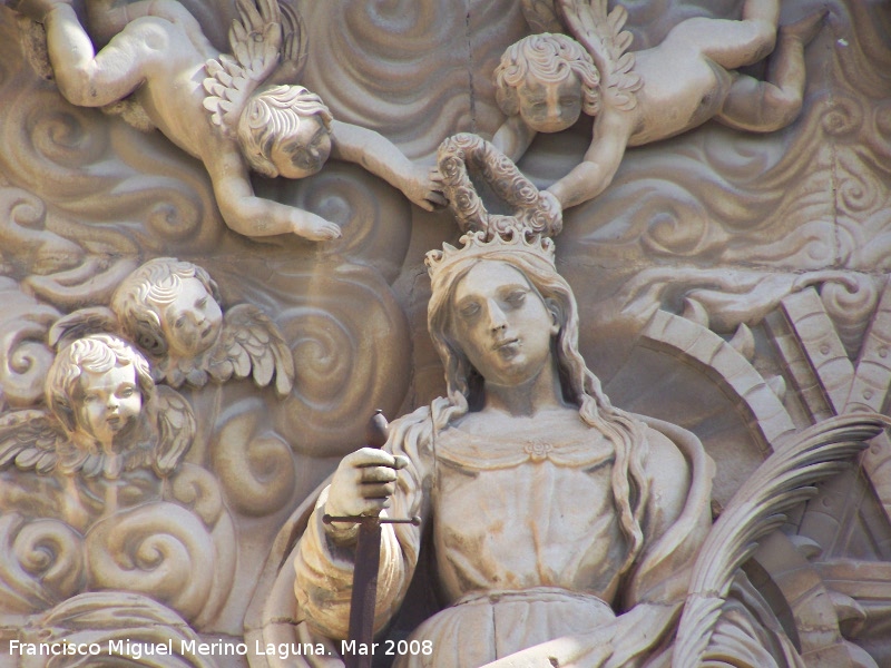 Catedral de Jan. Fachada - Catedral de Jan. Fachada. Coronando a Santa Catalina