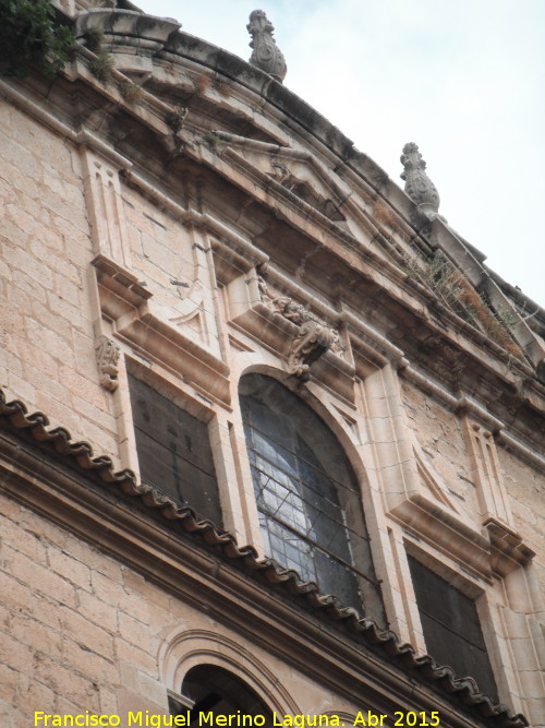 Catedral de Jan. Fachada Sur - Catedral de Jan. Fachada Sur. Vidrieras y cicatrices