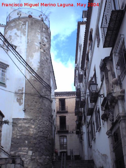 Muralla de Jan. Torren cilndrico del Portillo de San Sebastin - Muralla de Jan. Torren cilndrico del Portillo de San Sebastin. Lugar donde estuvo el Portillo de San Sebastin