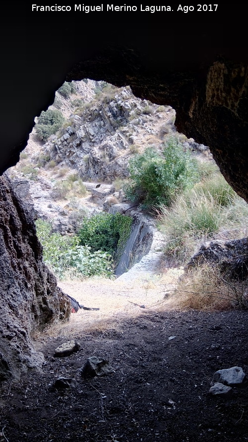 Presa de la Cascada del Tercero - Presa de la Cascada del Tercero. Desde la cueva