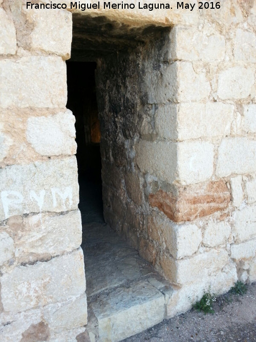 Muralla de Jan. Torren de Vendrines - Muralla de Jan. Torren de Vendrines. Grosor del muro