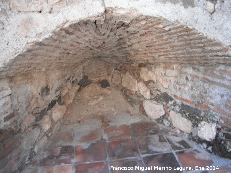 Castillo de Salobrea. Tercer recinto - Castillo de Salobrea. Tercer recinto. Saetera cegada