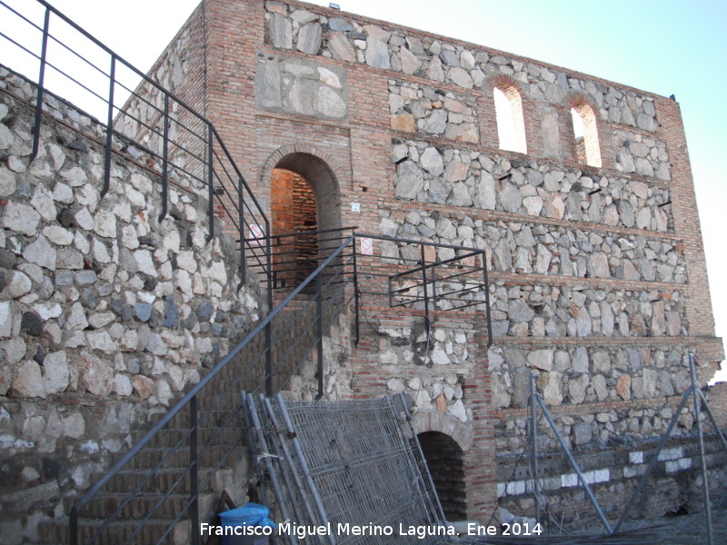 Castillo de Salobrea. Torre Vieja - Castillo de Salobrea. Torre Vieja. 