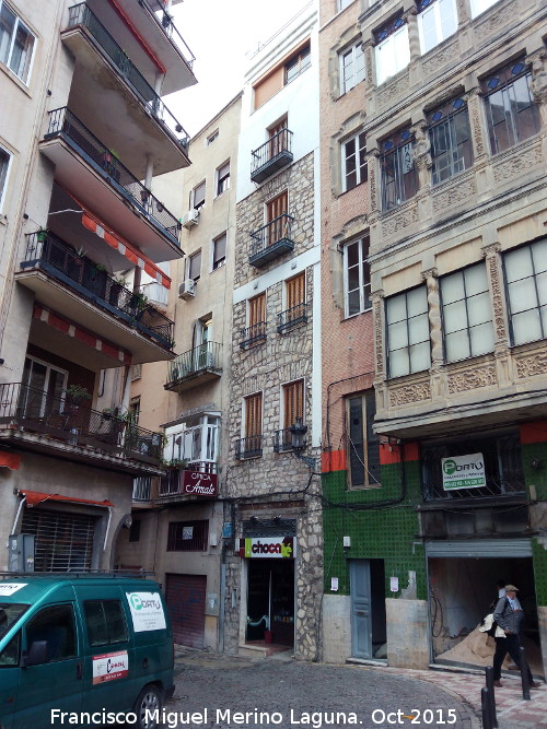 Edificio de la Calle Bernab Soriano n 13 - Edificio de la Calle Bernab Soriano n 13. Parte trasera a la Calle Cronista Cazabn