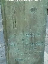 Monumeto a Joaqun Lobato. Inscripcin