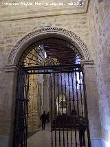 Colegiata de Santa Mara de los Reales Alczares. Capilla de los Sabater. Puerta de acceso desde el interior