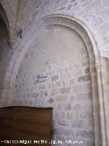 Colegiata de Santa Mara de los Reales Alczares. Claustro. Capilla cegada