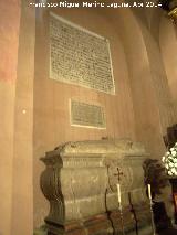 Iglesia de Santa Mara. Capilla de los Reinoso. Tumba del presbtero Reinoso