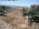 Cortijo de la Huerta de la Carrasca. Muros de adove