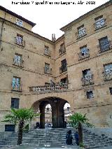 Plaza Mayor. Entrada esquinera