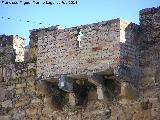 Castillo de Lopera. Matacn que protege la entrada