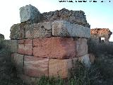 Yacimiento Ermita de San Bartolom. Restos de edificio romano integrados en la ermita