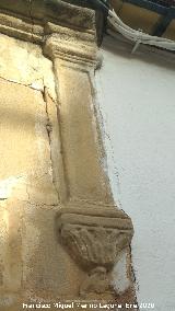 Casa de la Calle Cuesta Prieto n� 3. Pilastra derecha