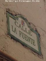 Calle La Fuente. Placa