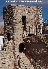 Castillo de Torredonjimeno. Torren Puerta de Martos. 