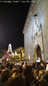 Iglesia de San Juan Bautista. Trayendo a la Virgen de la Estrella el da 3 de Mayo