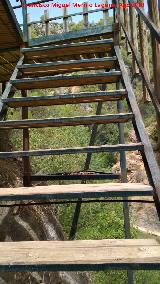 Sendero Ro Caamares. Escaleras