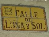 Calle Luna y Sol. Placa