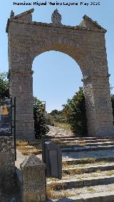Arco de las Calzadas. 