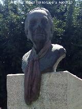 Monumento a La Pasionaria. Busto