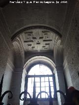 Catedral de Jan. Habitculo de la Fuente. Cubierta de las escaleras que bajan a los stanos