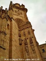 Convento de San Esteban. Lateral de la fachada