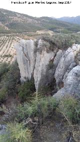 Castillo del Cerro de la Casera. Paredes rocosas